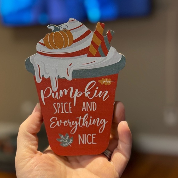 Festive Pumpkin Spice Party Decoration - Picture 2 of 3